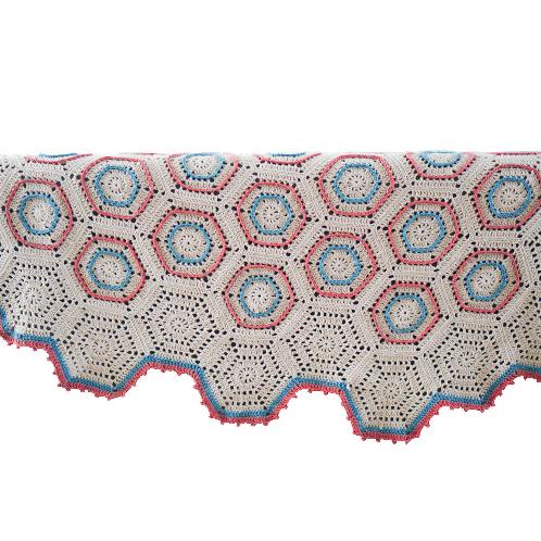 Hexagon motif blanket CROCHET DIY KIT | hexagon pattern, DIY Kit, Yarn, crochet hook, woolen yarn, bodkin, handmade, colors, beige, oatmeal, cream, yogurt, jaws, cherry, banana